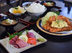 [Harape Kotoyo-chan / 北斗市]丰盛的午餐套餐，晚上的烤鸡肉串居酒屋，还有新鲜出炉的面包！ 2024 年 3 月 13 日开业