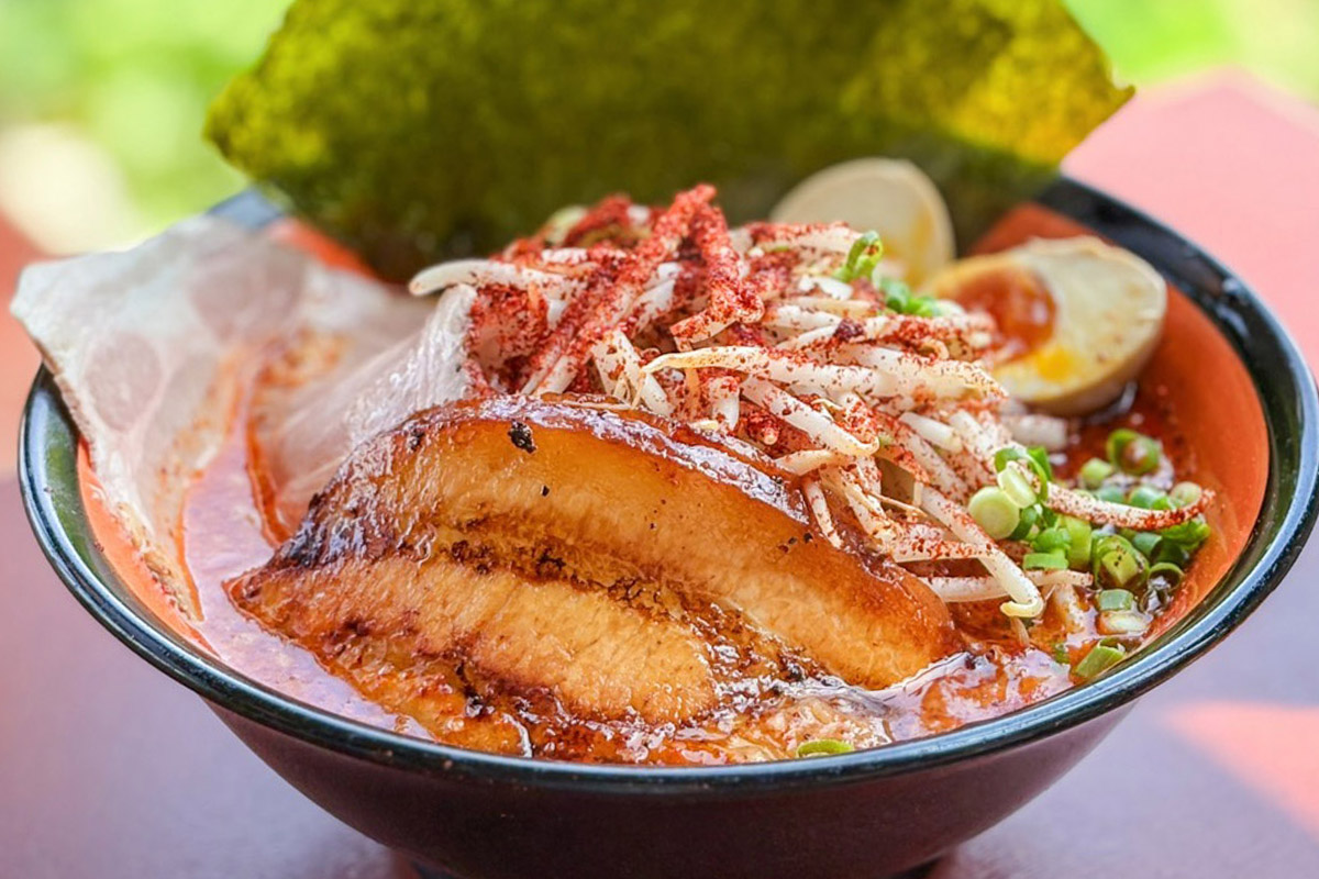 焼豚食道。河口湖店