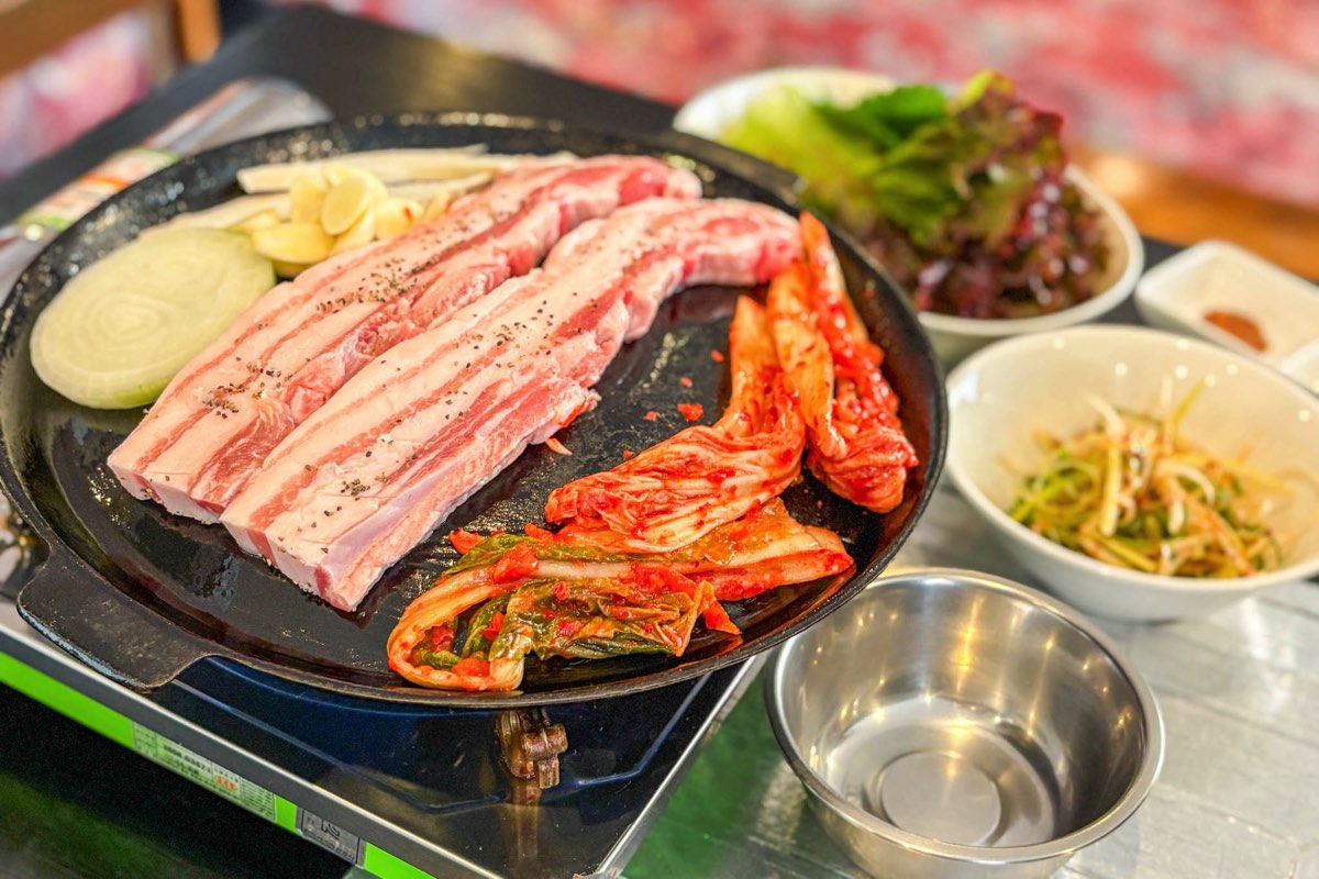 金豚亭 サムギョプサル