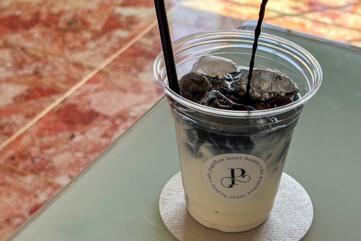 INNER BEAUTY CAFE PAPILLON