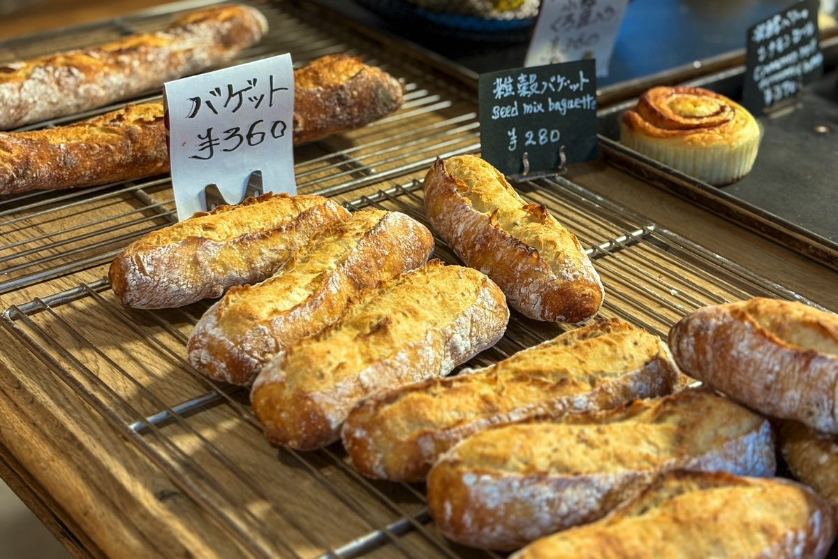 空と麦と 八ヶ岳