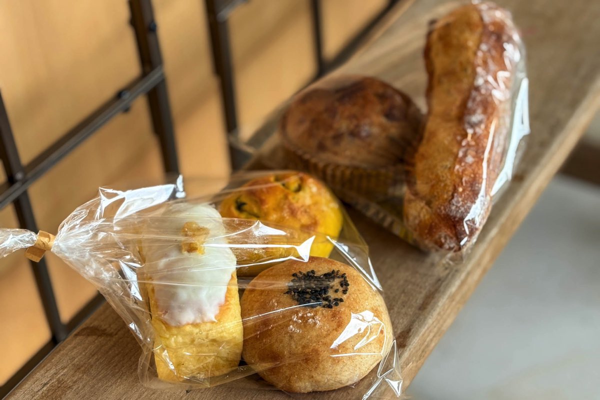 空と麦と 八ヶ岳