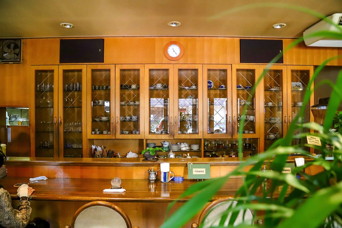 純喫茶特集 今再珈琲店 内観