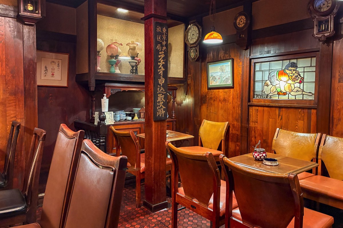 純喫茶特集 六曜館珈琲店 内観