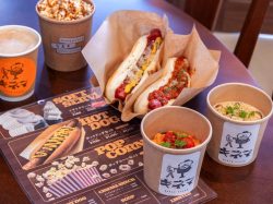 【キネマ / 富士吉田市】レトロな映画館のコンセッションスタンドをイメージ！2025年10月18日オープン