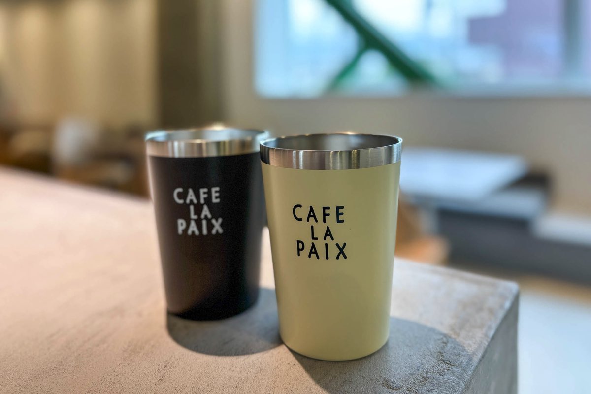 CAFE LA PAIX-Light-