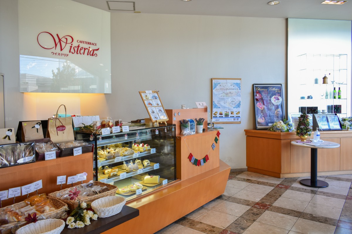 カフェテラス ウイステリア 外観
