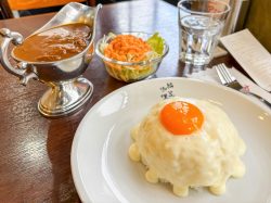 【欧風カレー アミガサ / 甲府市】欧風カレー×和アイスをレトロな雰囲気の喫茶店で味わう2025年12月26日オープン