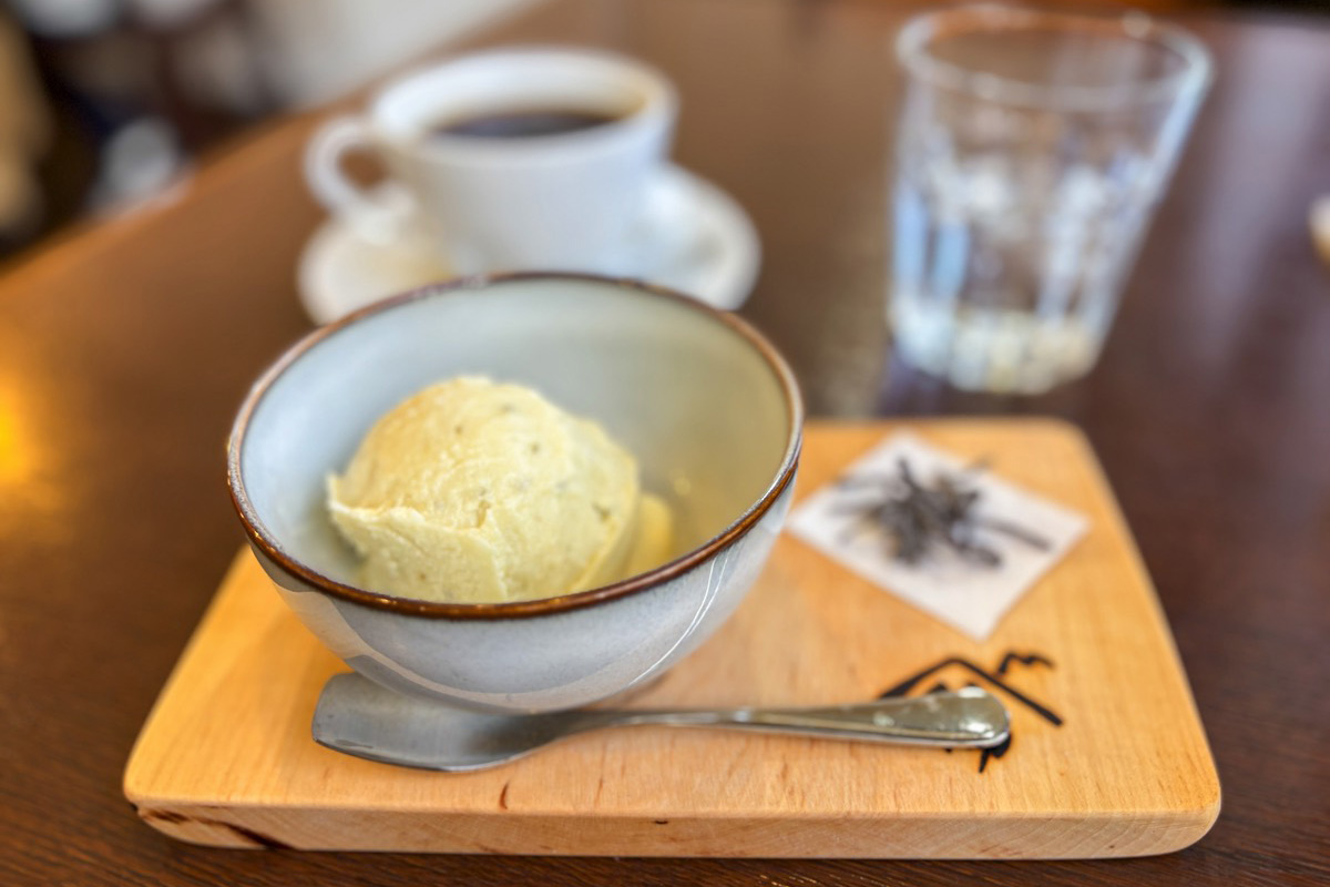 欧風カレー アミガサ