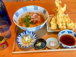 手打ちうどん 虎と草