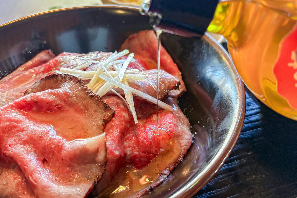 肉バル おひさま食堂