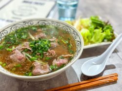 【PHO 18 / 甲府市】フォーにバインミー♡甲府で異国の風を感じる本格ベトナム料理2025年12月6日オープン