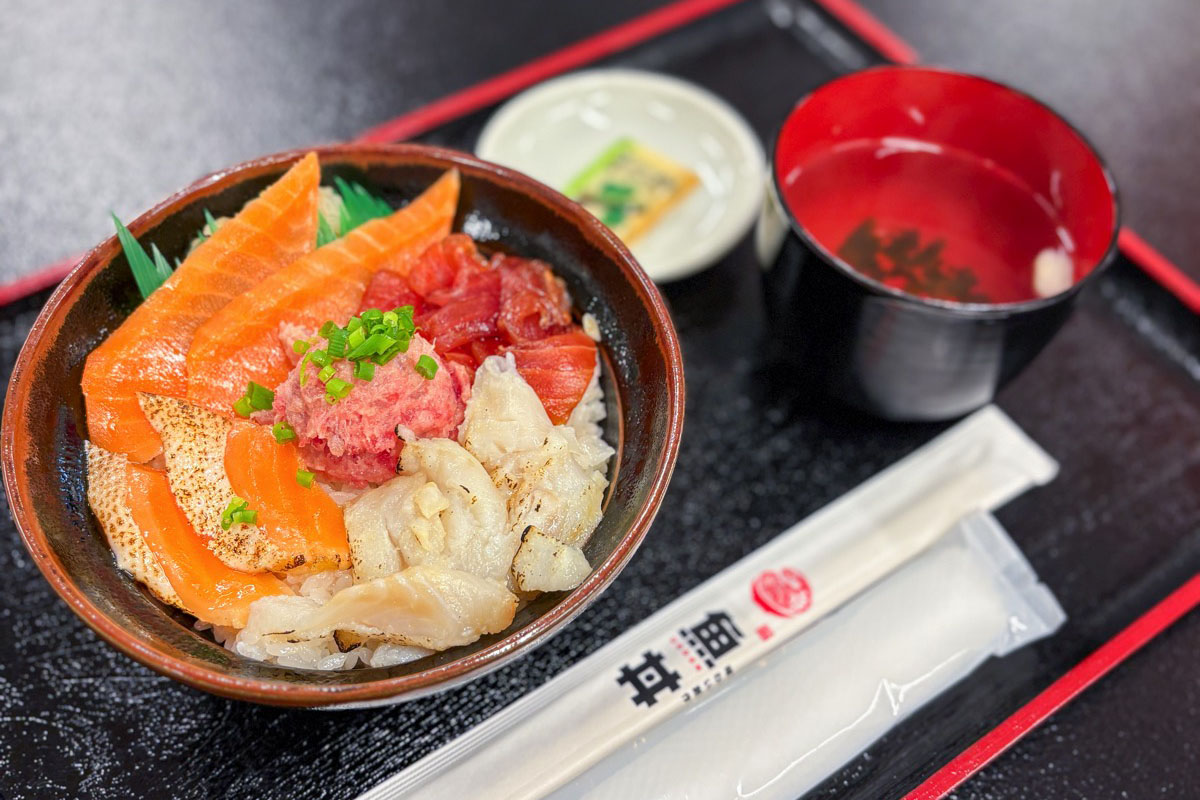 魚丼 甲府バイパス石和店