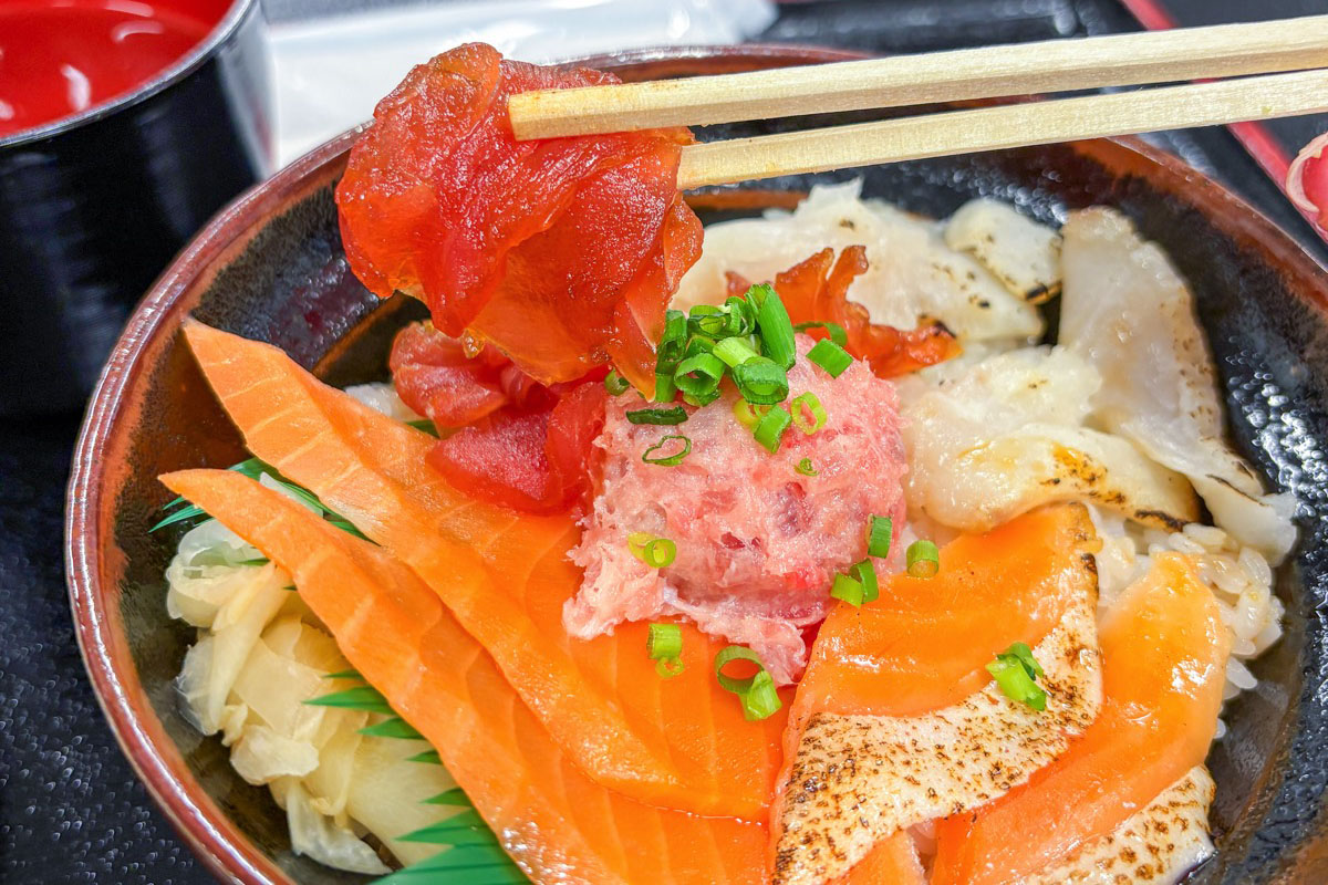 魚丼 甲府バイパス石和店