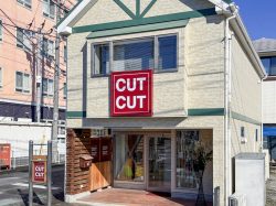 CUTCUT甲府貢川店