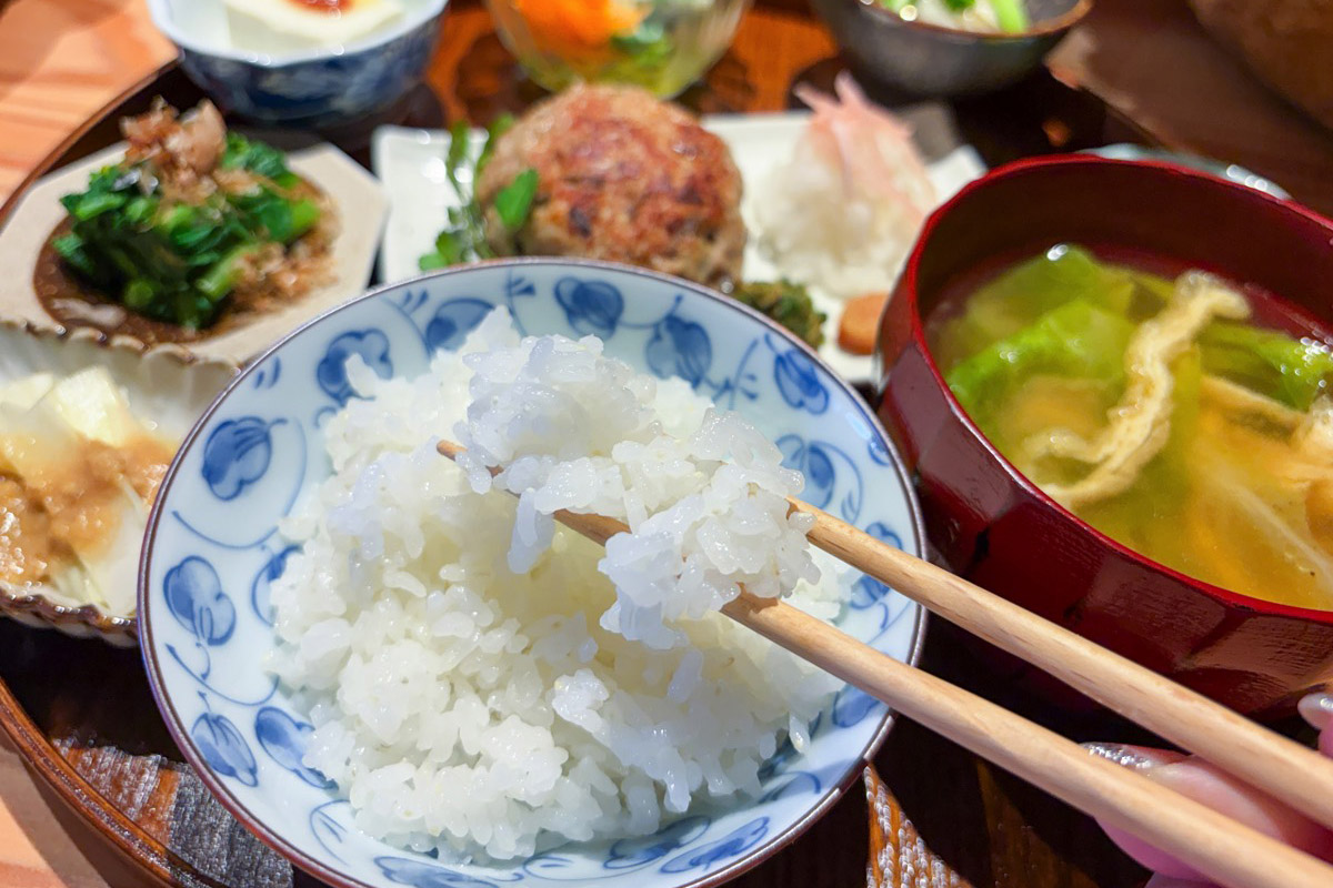 仲沢商店のまいにち食堂