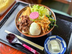 吉田のうどん しげとみ