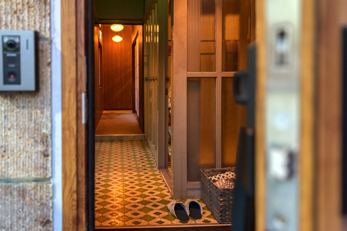 隠れ家ワインバーOPEN