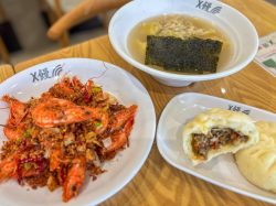X饅 広東料理