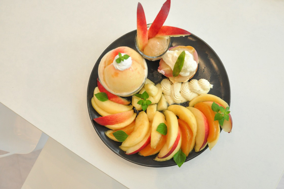 Museum café Sweets lab 葡萄屋kofu