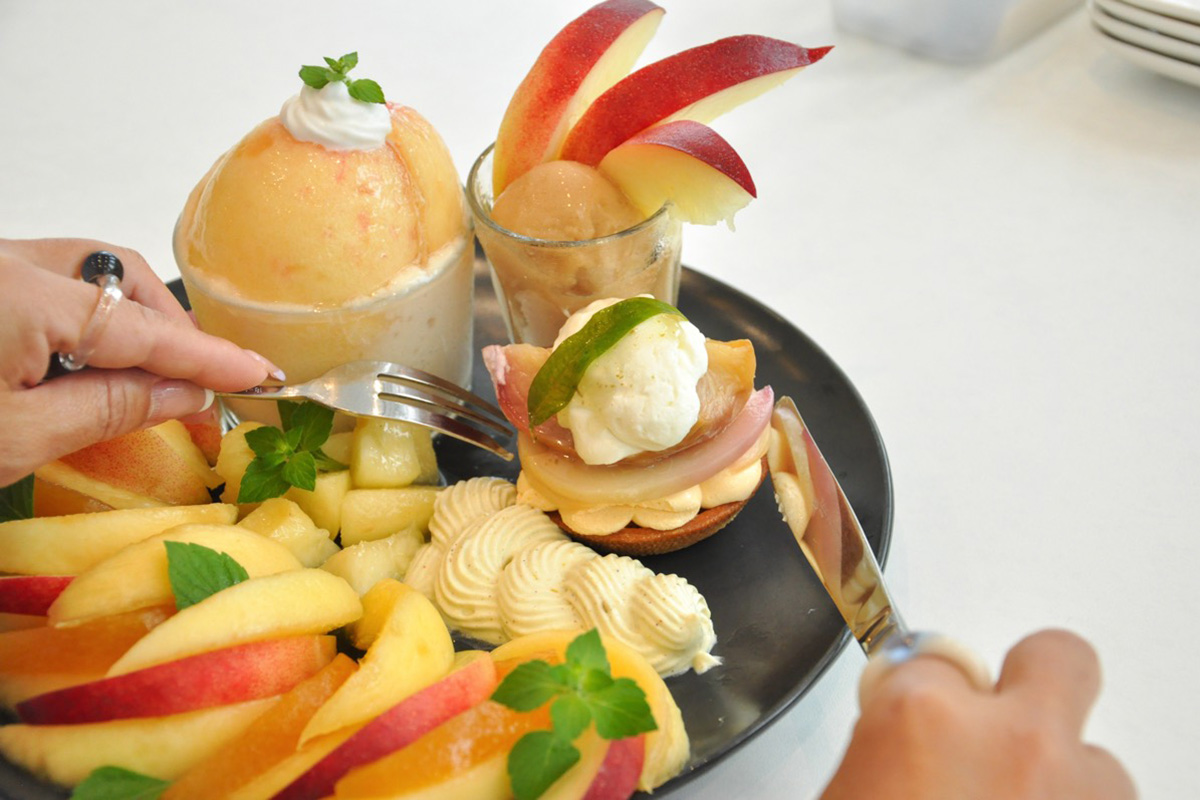 Museum café Sweets lab 葡萄屋kofu